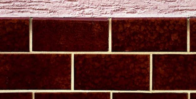 Jaki materiał na ściany sprawdzi się w nowoczesnym wnętrzu?