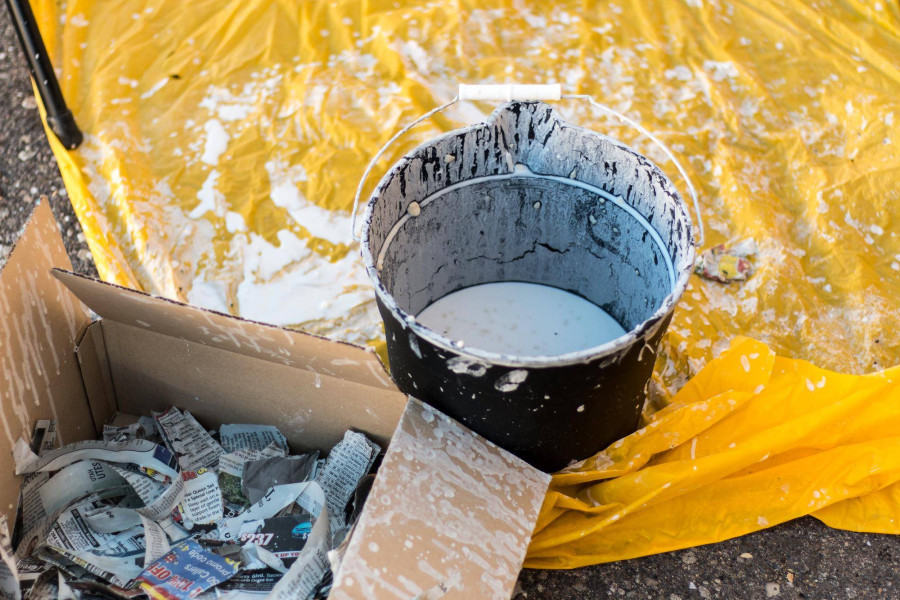 Gdzie wyrzucić resztki farby aby nie zaszkodzić środowisku?