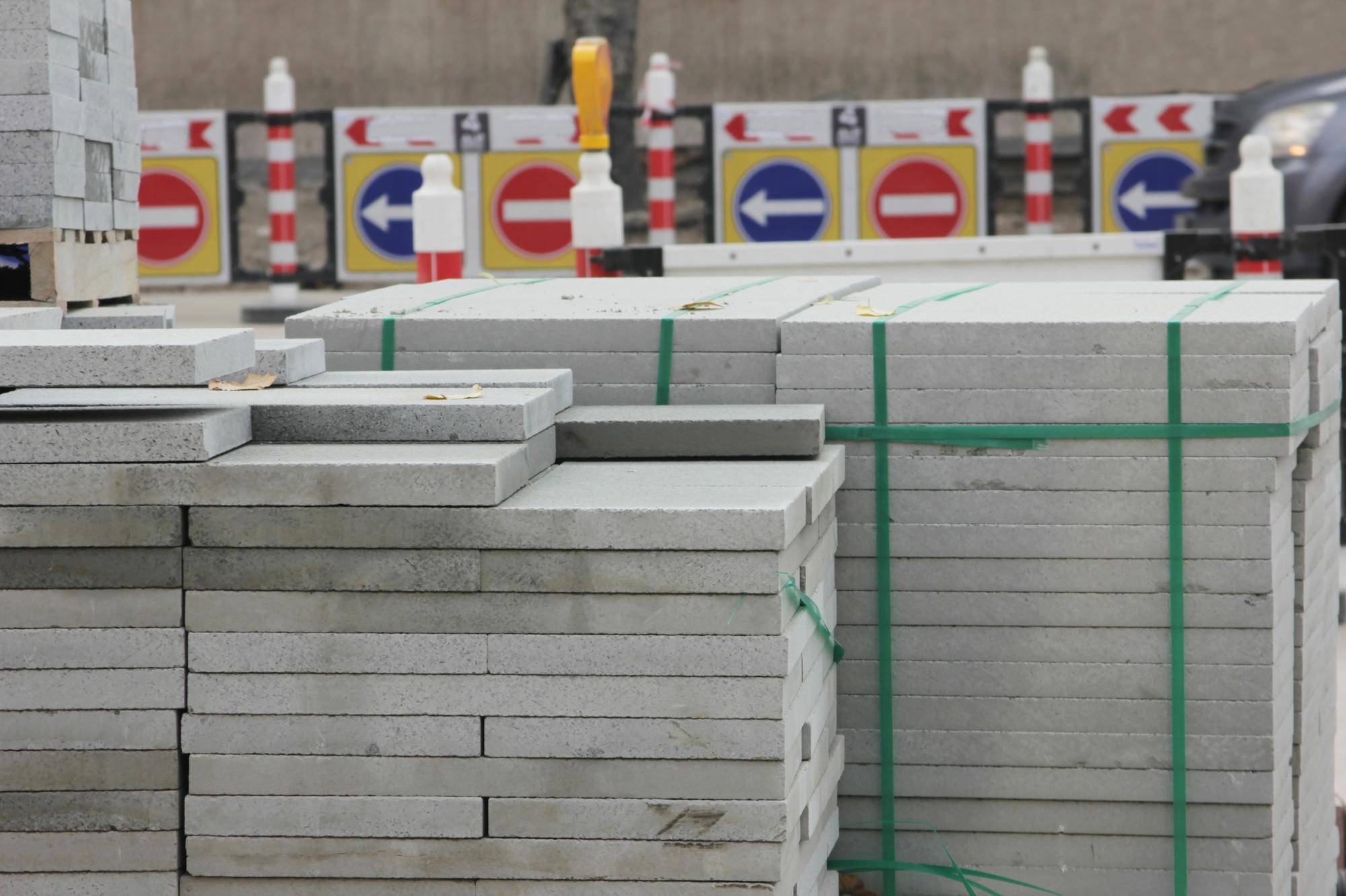 Ile kosztuje murowanie z bloczków betonowych w praktyce?