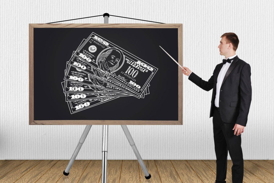 Od czego zależy ile kosztuje kurs na hds?